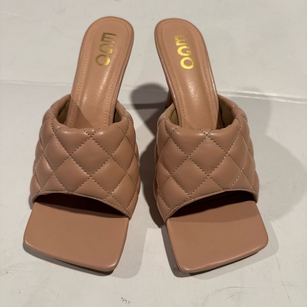EGO Tan Quilted Square Toe Slippers with Modern Slip-On Design Size 8